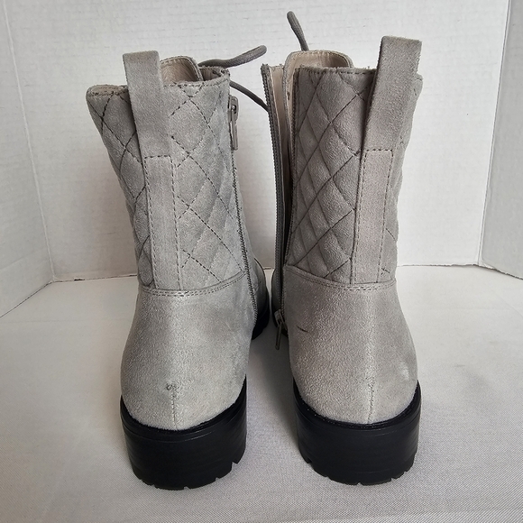 White Mountain Dashing Lace-Up Combat Boots Light Gray Quilted Side Zip Size 9.5 - Picture 3 of 8